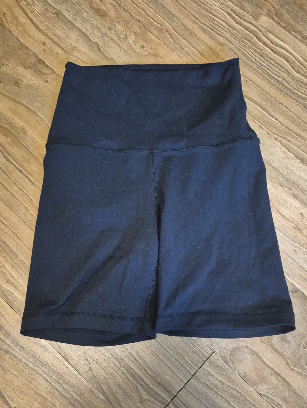 Yogalicious Black High-Rise Bike Shorts